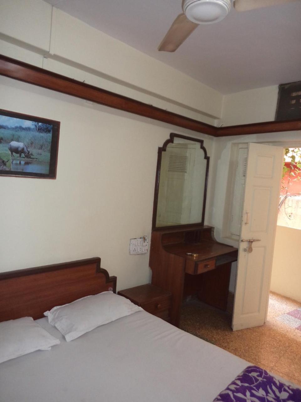Hotel Neelkamal Indore Exterior photo